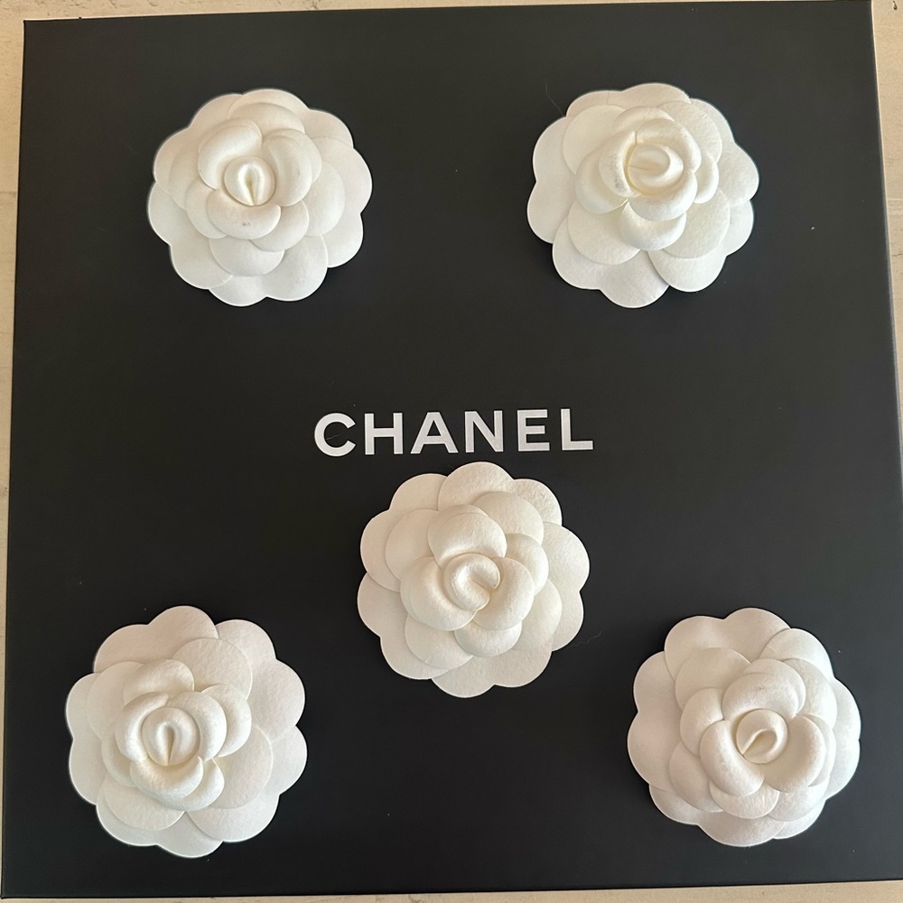 Chanel camelia flower